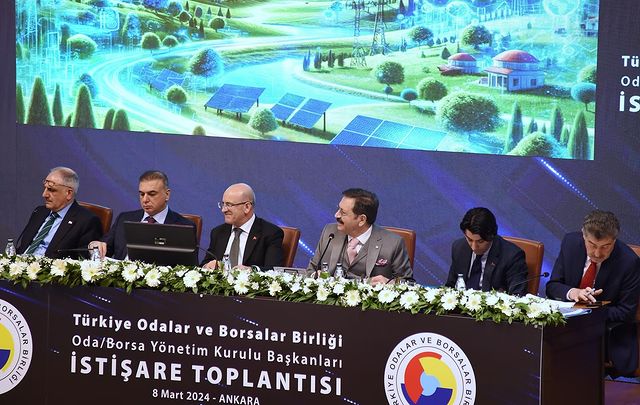 Beypazarı Ticaret Odası Başkanı İrfan Çelik, Türkiye Odalar ve Borsalar Birliği toplantısında ekonomik ve ticari konuları değerlendirdi.