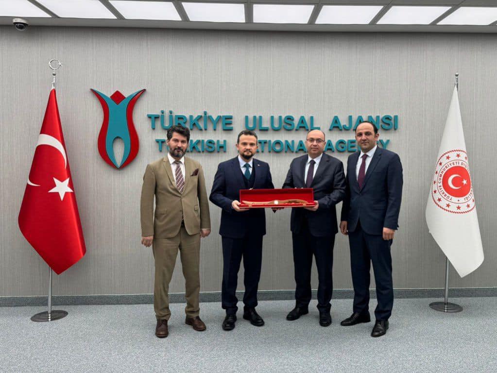 Türk Hava Kurumu ile Türkiye Ulusal Ajansı Arasında İş Birliği Görüşmesi Gerçekleştirildi