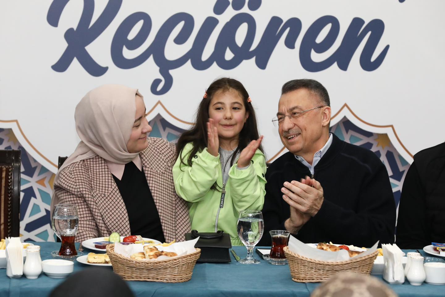 AK Parti Gençlik Kolları, Ankara'da Gençlerle Sahur Programı Düzenledi