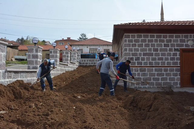 Akyurt İlçesi'ndeki İbrahim Ağa Konağı'nın Çevresi Estetik ve Güvenli Hale Getiriliyor