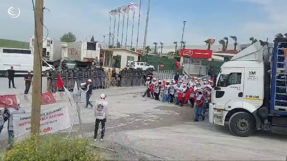 Gıda İşletmesinde İşçi Hakları ve Sendikal Mücadele! İşçiler, Sendika Taleplerine Baskı Altında.