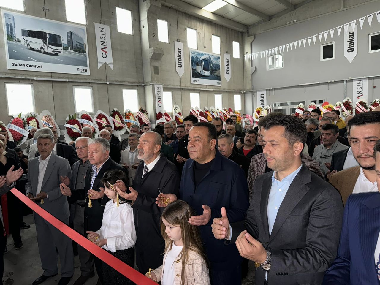 İyi Parti Milletvekili Adnan Beker, Ankara'da yeni bir istihdam kapısı açılışında destek verdi.