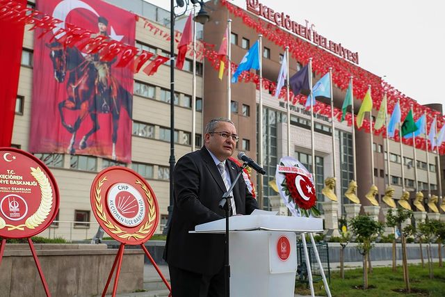 Keçiören'de CHP'nin düzenlediği coşkulu 23 Nisan töreni