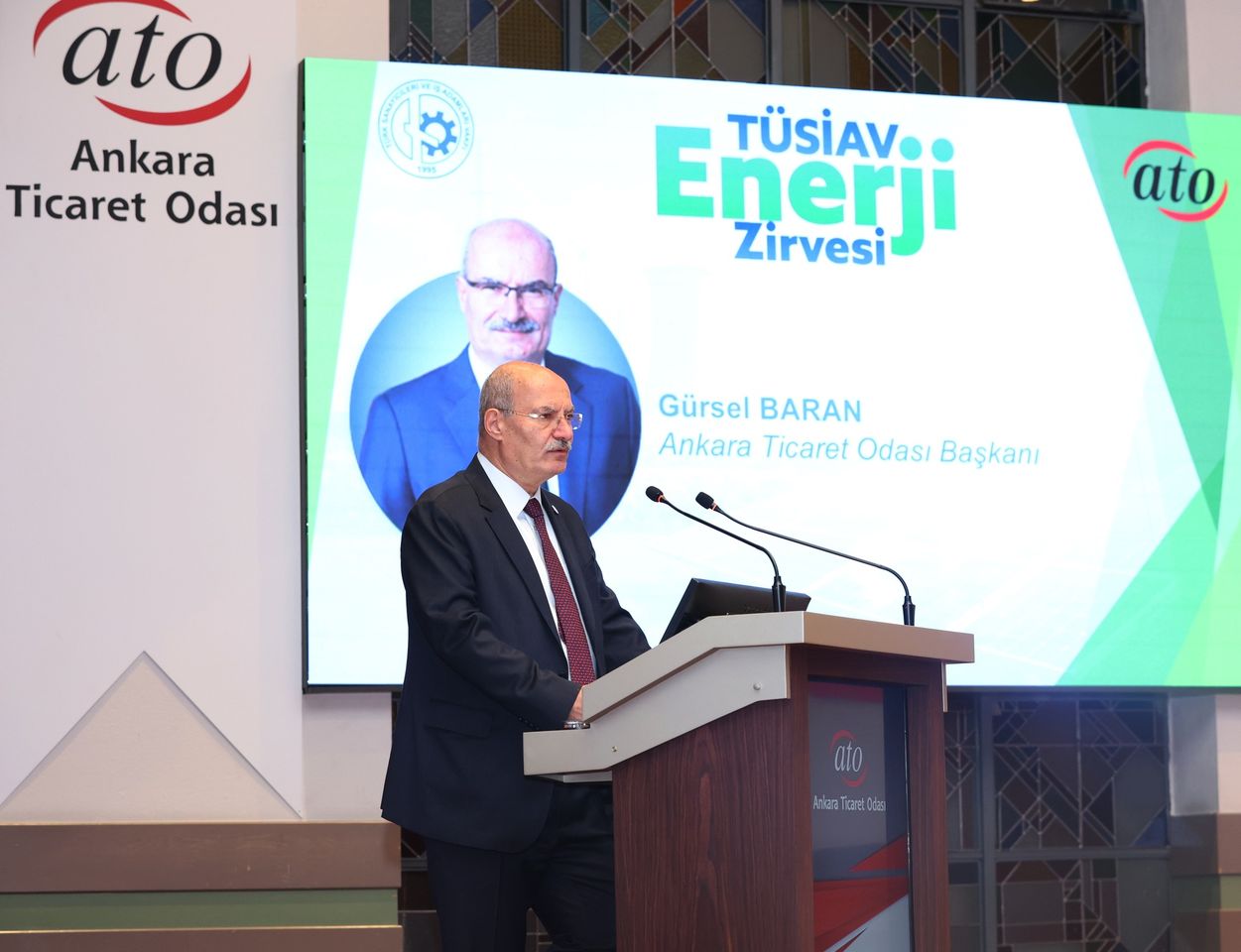 Ankara Ticaret Odası Yönetim Kurulu Başkanı Gürsel Baran Enerji Zirvesi'nde konuştu