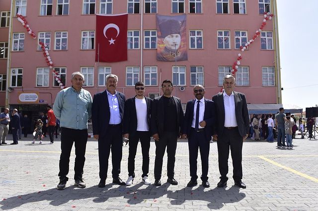 19 Mayıs Gençlik ve Spor Bayramı Kutlamaları Şereflikoçhisar Anadolu Lisesi'nde Coşkuyla Gerçekleştirildi