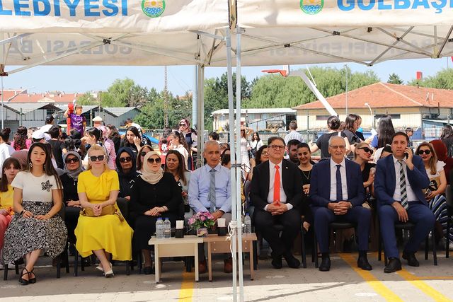 Yıl Sonu Şenliği'nde Cemil Yıldırım Ortaokulu'nda Coşkulu Anlar Yaşandı