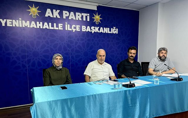 Yenimahalle Ak Parti İlçe Başkanlığı'nda Haftalık Toplantı Gerçekleştirildi