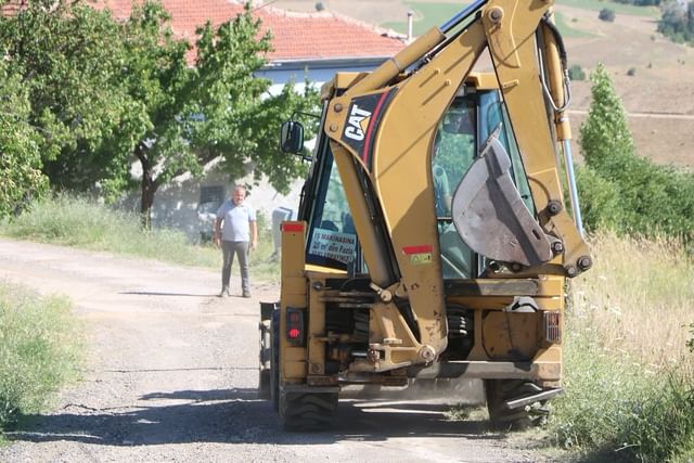 Elmadağ Belediyesi, Osmanpaşa Sokağı'nda Asfalt Çalışmalarını Tamamladı