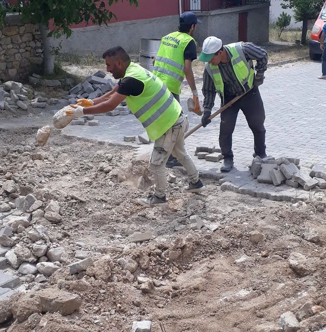 Haymana Belediyesi Kilit Taşı ve Parke Döşeme Çalışmaları Devam Ediyor