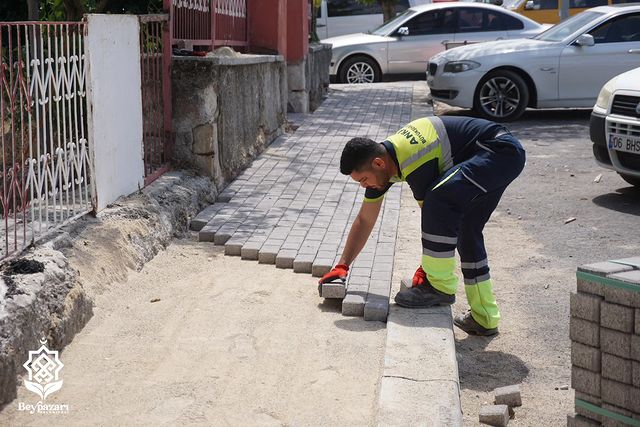 Beypazarı'nda Kaldırımlar Yenilendi