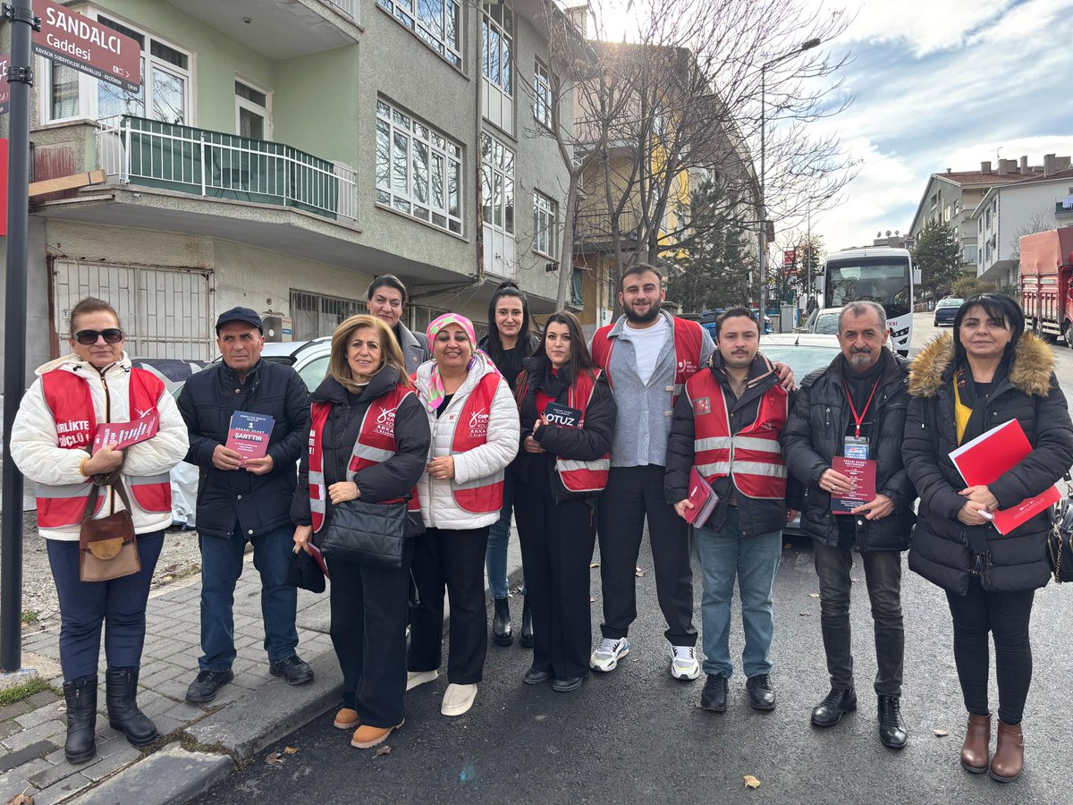 Semra Dinçer, Keçiören İlçe Örgütü ile Emekliye Destek Çalışmaları Yaptı