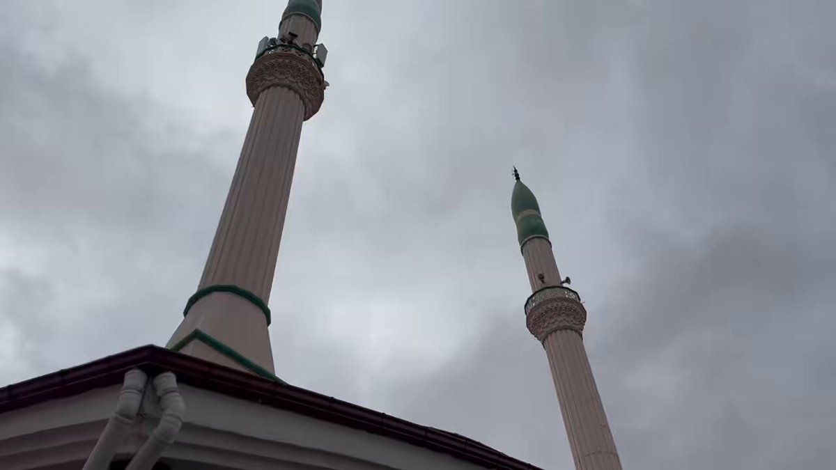 Hüdaverdi Camii'nde Cuma Namazı Sonrası Heyelan Tehlikesiyle Karşı Karşıya Olan Vatandaşları Ziyaret Ettik