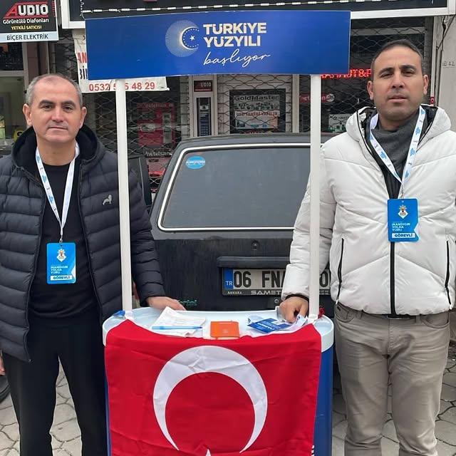 AK Parti Sincan İlçe Başkanlığı, Akşemsettin Mahallesi'nde saha çalışmaları gerçekleştiriyor