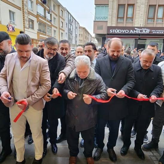 Gölbaşı’nda Yeni İşyerlerinin Açılışı Gerçekleşti