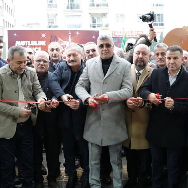 MHP İl Başkanlığı, Altındağ'da Okyanus Gross Market'in Açılışına Katıldı