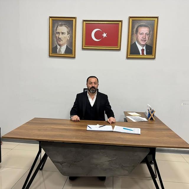 Gölbaşı Ak Parti İlçe Teşkilatı, Vatandaşları Toplantıya Davet Ediyor