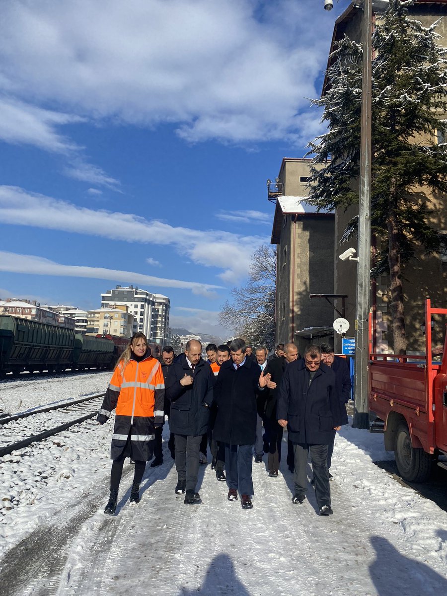 Bölge Müdürü Erhan Gör, Çankırı Araç Bakım Depo Müdürlüğü ve Lojistik Şefliği'ni Ziyaret Etti