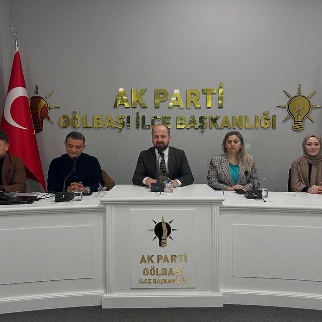 AK Parti Gölbaşı'nda Olağan Yönetim Kurulu Toplantısı Gerçekleştirildi