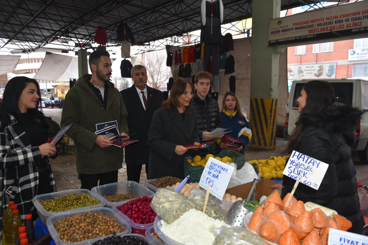 Pazarlarda Hareketlilik Azalıyor, Esnaf Endişeli