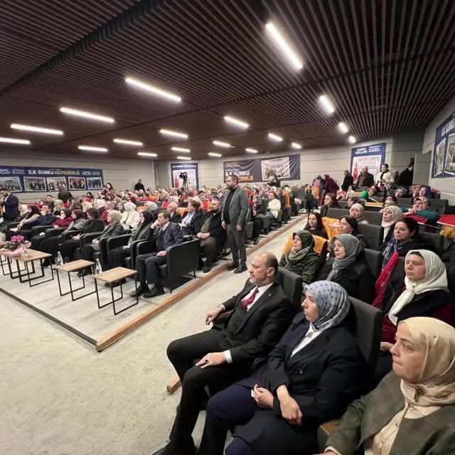 AK Parti Yenimahalle Kadın Kolları Olağan Kongresini Gerçekleştirdi