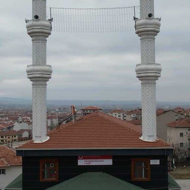 Çubuk Belediyesi, 'Camilerimizi Tanıyalım' etkinliği kapsamında Yıldırım Beyazıt Camii'ni ziyaret etti