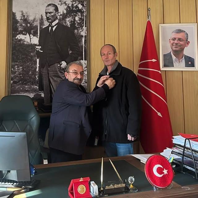 CHP Çubuk İlçe Başkanlığı'nda Yeni Üyelik Töreni Gerçekleştirildi