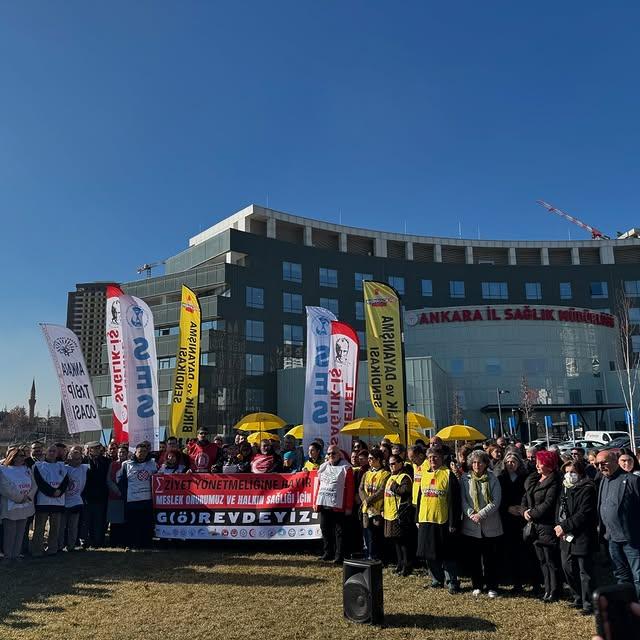 Sağlık Emekçileri Ankara'da Bir Araya Geldi