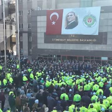 Etimesgut Belediyesi Emekten Yana Bir Anlayışla