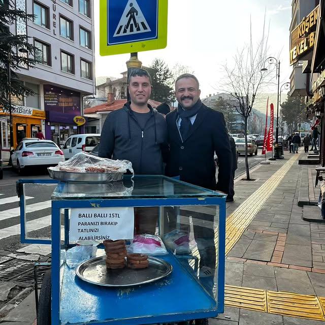 MHP Kızılcahamam İlçe Başkanı Nuri Odacı, İlçedeki Esnafları Ziyaret Ediyor