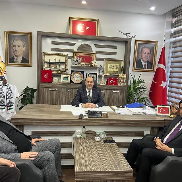 AK Parti Yenimahalle İlçe Başkanlığı, Mustafa Ak ve Ekibini Ağırladı