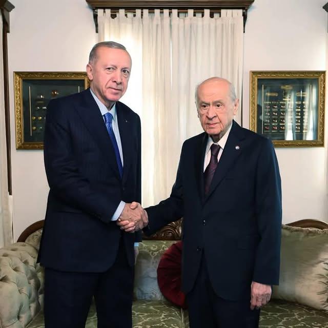 Cumhurbaşkanı Erdoğan, MHP Lideri Bahçeli'yi Ziyaret Etti